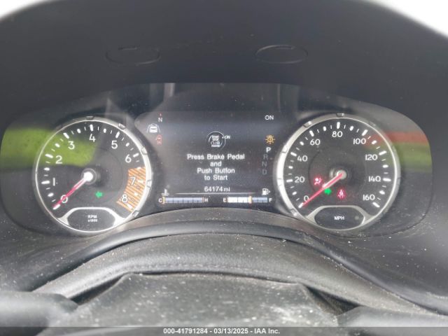 ZACNJDB13NPN96638 Jeep Renegade Latitude 4x4