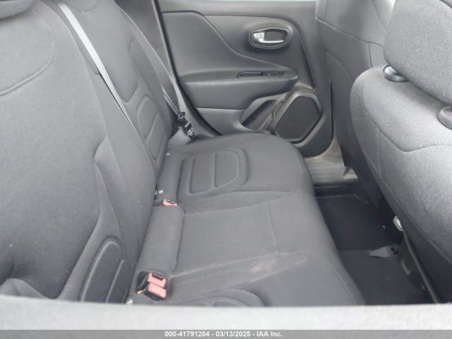 ZACNJDB13NPN96638 Jeep Renegade Latitude 4x4