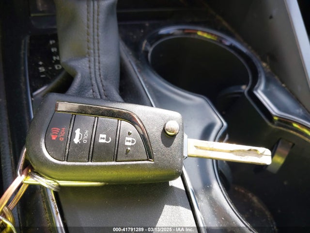 4T1G11AK5LU991786 Toyota CAMRY SE