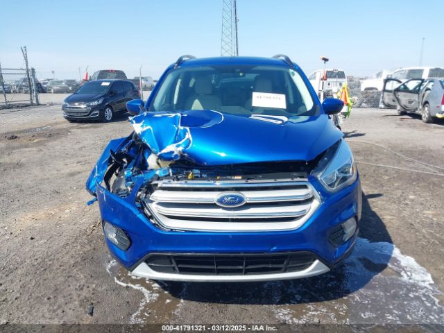 1FMCU9HD2KUB52835 Ford ESCAPE SEL