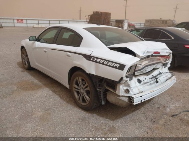 2C3CDXJG4EH232419 Dodge Charger Sxt