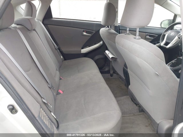 JTDKN3DUXE0368394 Toyota Prius Two