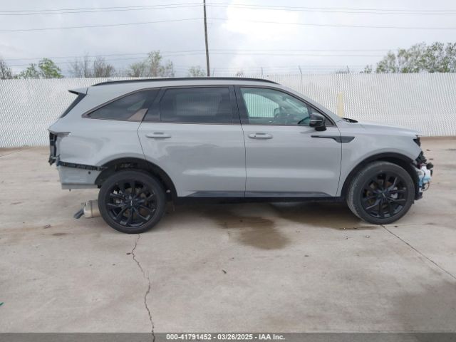 5XYRK4LF9NG142468 KIA SORENTO SX