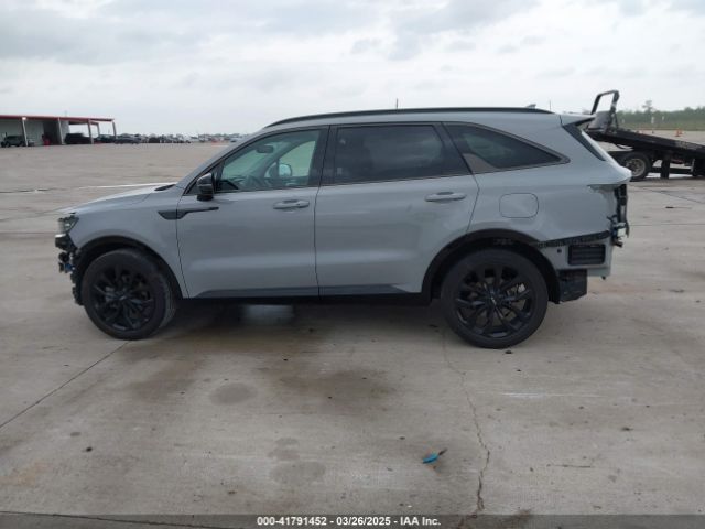 5XYRK4LF9NG142468 KIA SORENTO SX