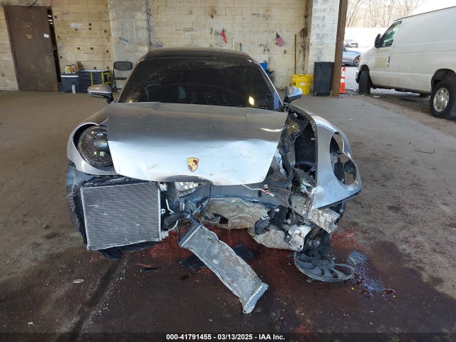 Porsche 911 2022 WP0AD2A95NS255711 Image 12