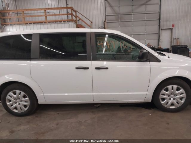 2C4RDGBG0KR522103 Dodge Grand Caravan Se