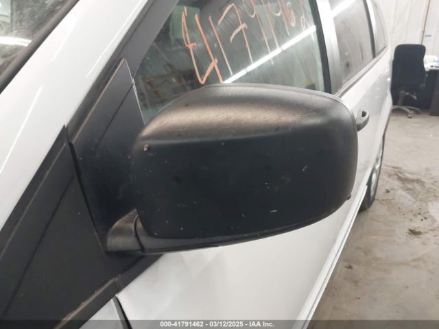2C4RDGBG0KR522103 Dodge Grand Caravan Se