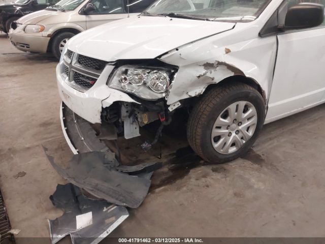 2C4RDGBG0KR522103 Dodge Grand Caravan Se
