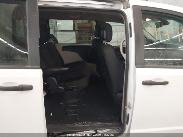 2C4RDGBG0KR522103 Dodge Grand Caravan Se