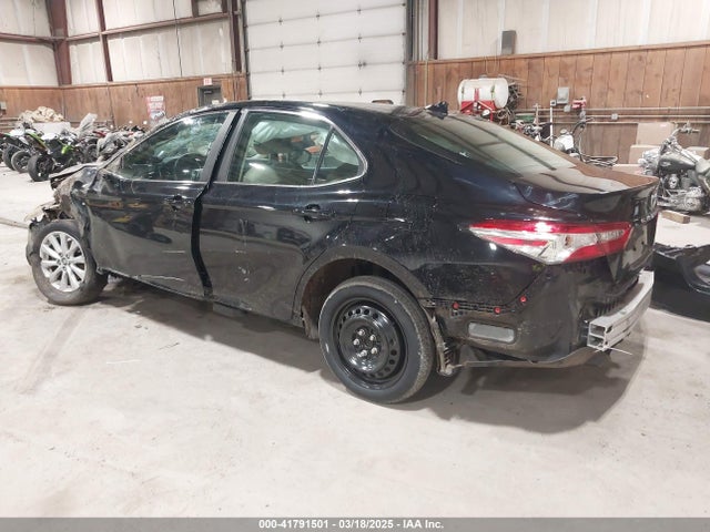 4T1B11HK9KU799978 Toyota CAMRY LE