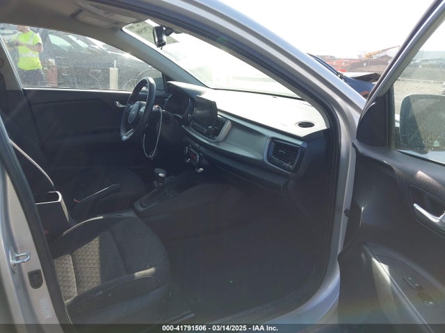 3KPA24AD9NE441681 KIA RIO S