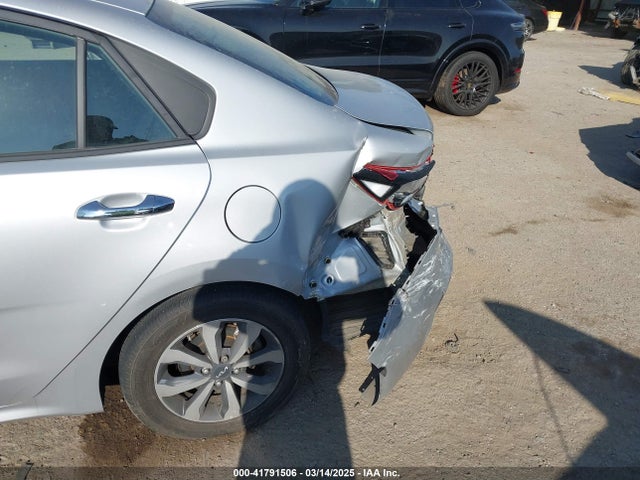 3KPA24AD9NE441681 KIA RIO S