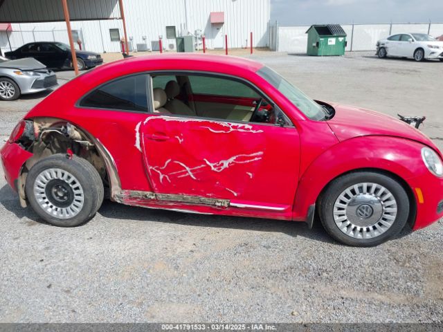 3VWJX7AT1EM610668 Volkswagen Beetle 2.5l