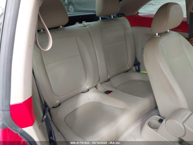 3VWJX7AT1EM610668 Volkswagen Beetle 2.5l
