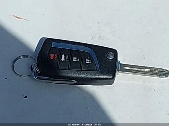 5YFS4MCE3MP081406 Toyota m20-fks