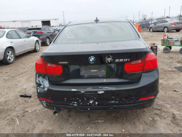 WBA3C3C57EF983239 BMW 320i Xdrive