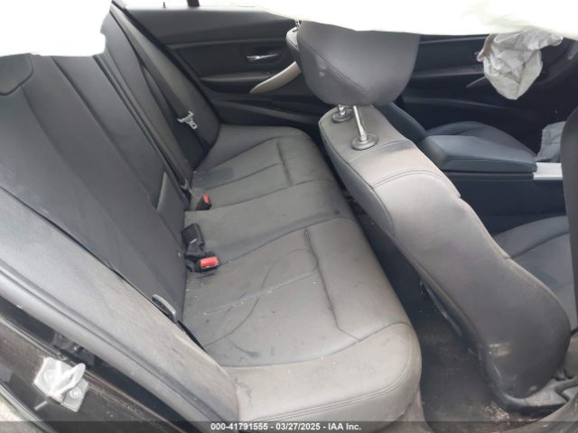 WBA3C3C57EF983239 BMW 320i Xdrive