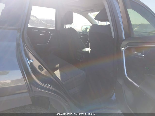 JTMRWRFV4KD013388 Toyota Rav4 Hybrid Xle