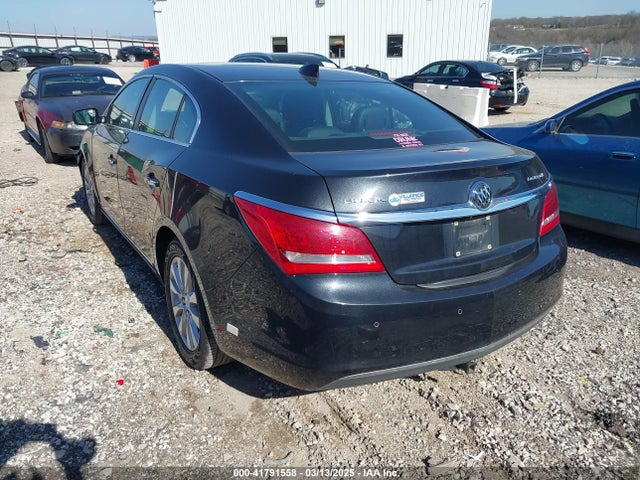 1G4GB5GR1FF152977 Buick Lacrosse Leather