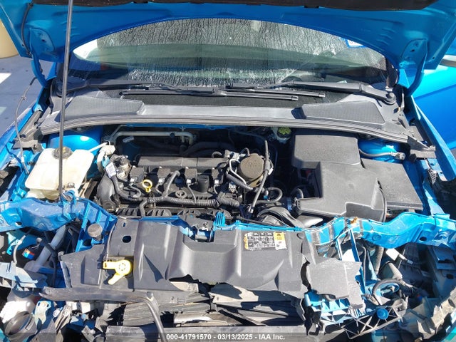 1FADP3F21FL287269 Ford FOCUS SE