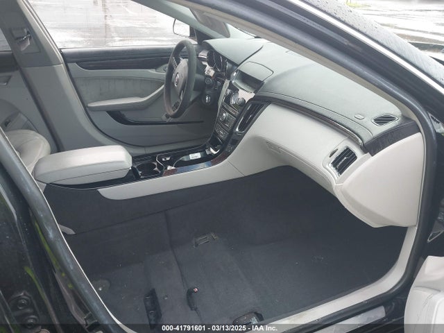 2013 CADILLAC CTS-V 1G6DV5EP0D0102168 Photo 4