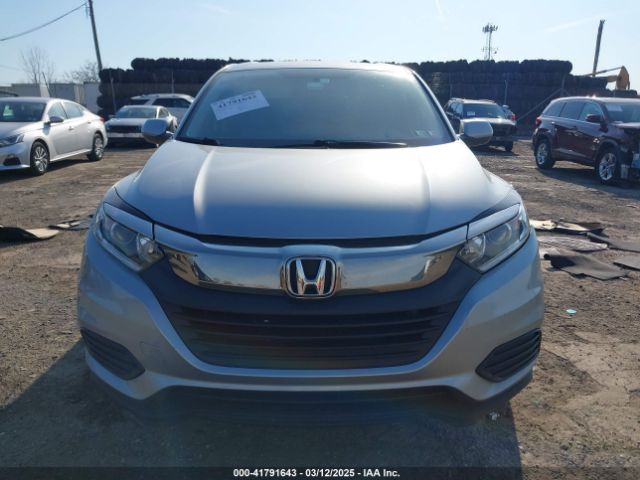 3CZRU6H32KG711625 Honda HR-V LX