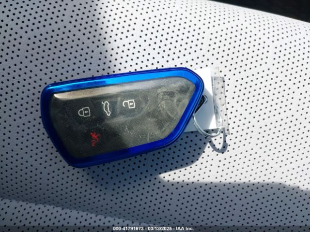 WVGGNPE27MP064631 Volkswagen Id.4 Awd Pro S