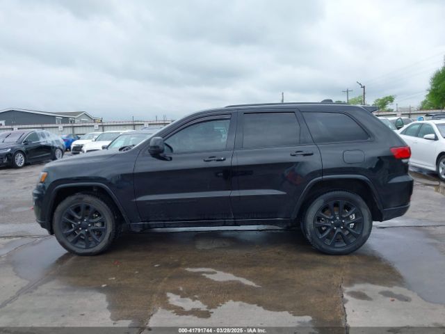 1C4RJFAG4KC587954 Jeep Grand Cherokee Altitude 4x4