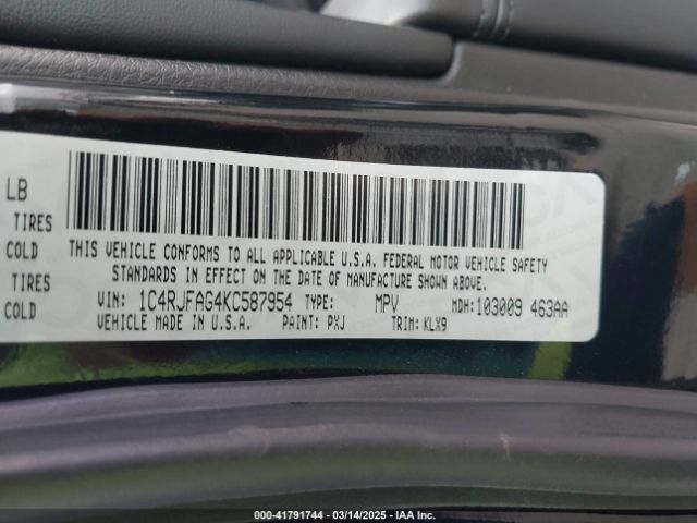 1C4RJFAG4KC587954 Jeep Grand Cherokee Altitude 4x4