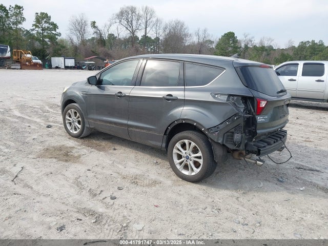 1FMCU0GD5KUB93800 Ford ESCAPE SE