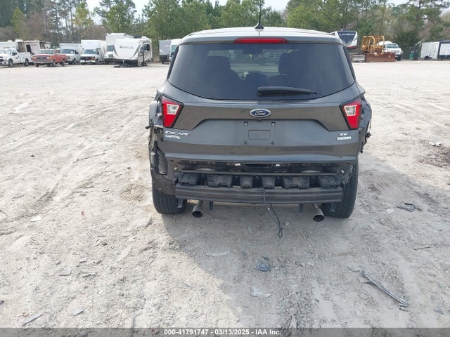 1FMCU0GD5KUB93800 Ford ESCAPE SE