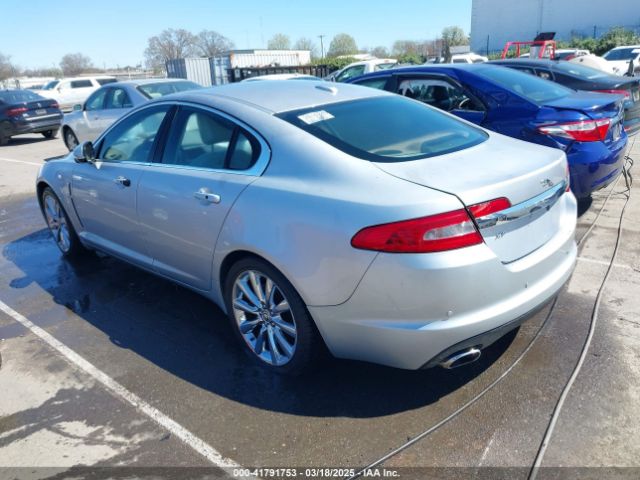 2011 JAGUAR XF SAJWA0GB8BLS01081 Photo 2