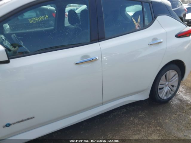 1N4AZ1CP0KC321908 Nissan LEAF S
