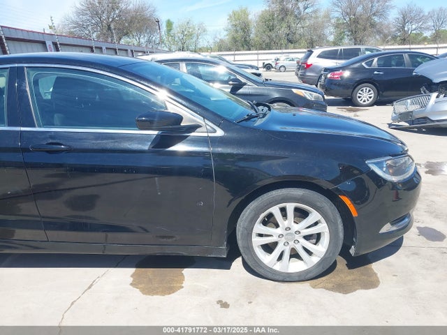 Chrysler 200 Limited 2015 1C3CCCAB3FN744388 Image 6
