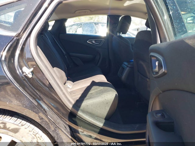 Chrysler 200 Limited 2015 1C3CCCAB3FN744388 Image 8