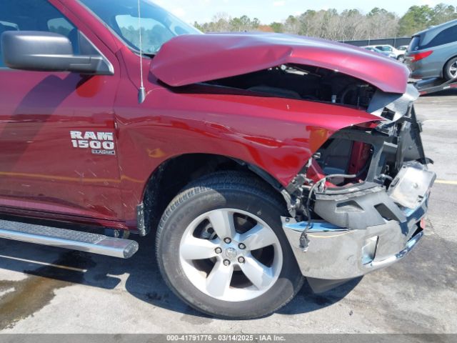 3C6RR7KG2NG276206 RAM 1500 Classic Tradesman  4x4 5'7 Box