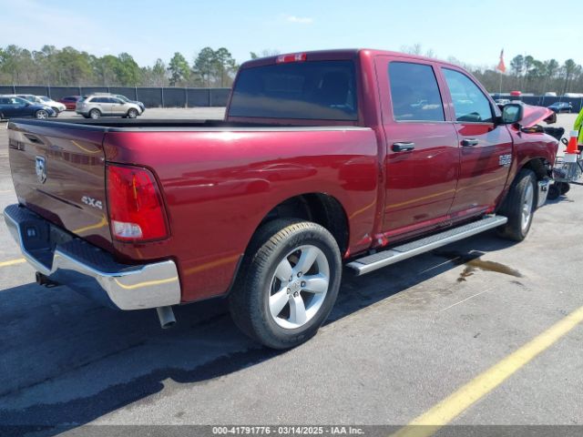 3C6RR7KG2NG276206 RAM 1500 Classic Tradesman  4x4 5'7 Box