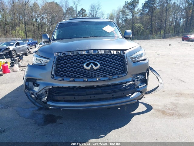 JN8AZ2NF2J9665048 Infiniti QX80