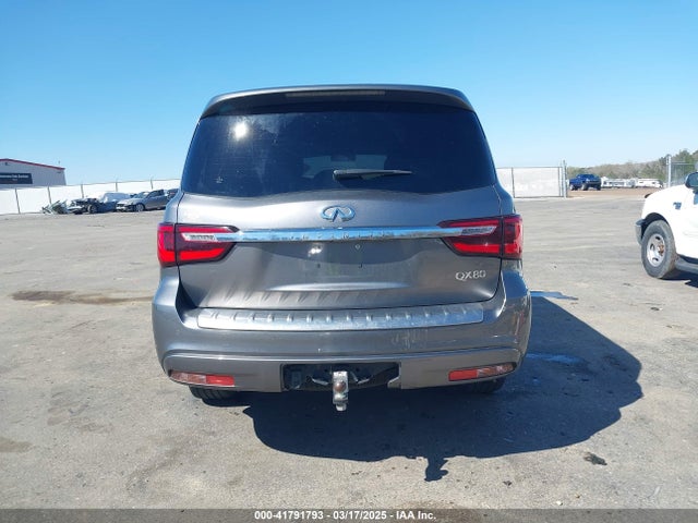 JN8AZ2NF2J9665048 Infiniti QX80