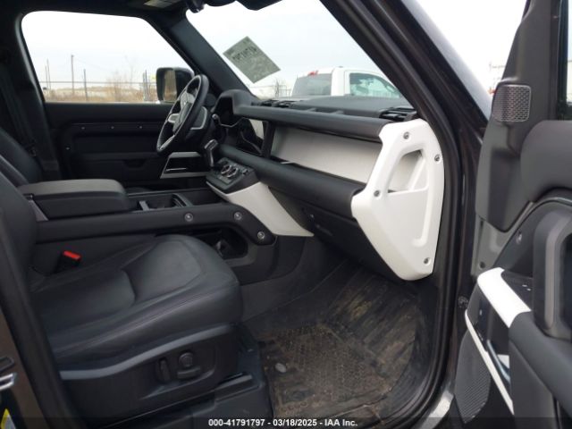 SALEJ7EX4P2239091 Land Rover Defender 110 S