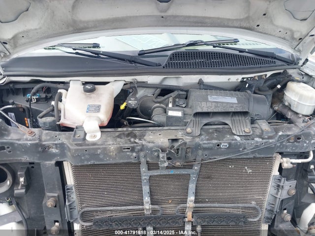 1GCWGAFF4H1108814 Chevrolet Express 2500 Work Van