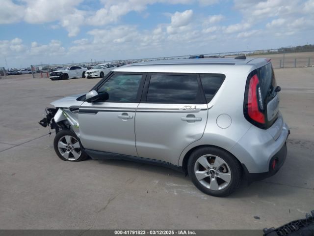 KNDJN2A28H7437183 KIA Soul