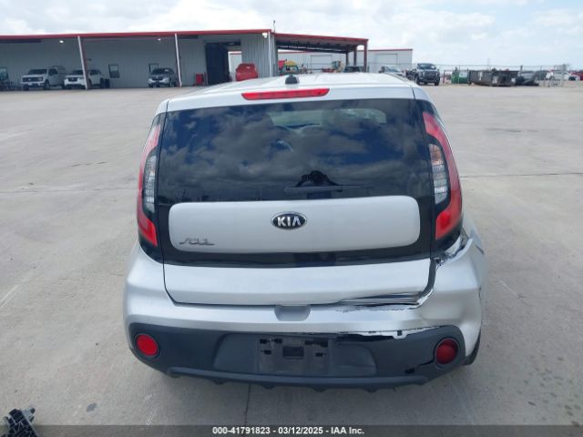 KNDJN2A28H7437183 KIA Soul