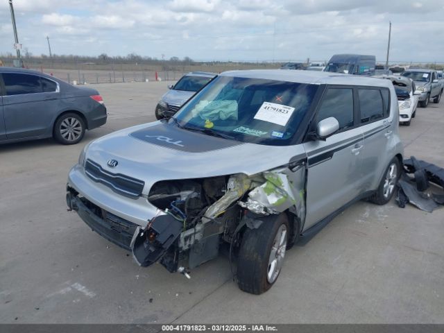 KNDJN2A28H7437183 KIA Soul