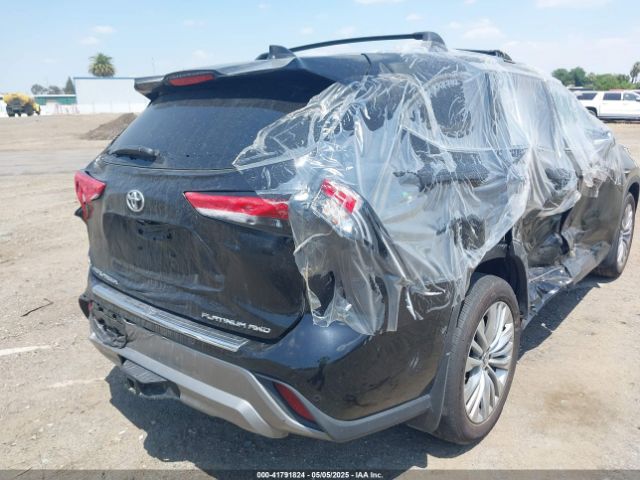 5TDKDRBH3RS551814 Toyota Highlander Platinum