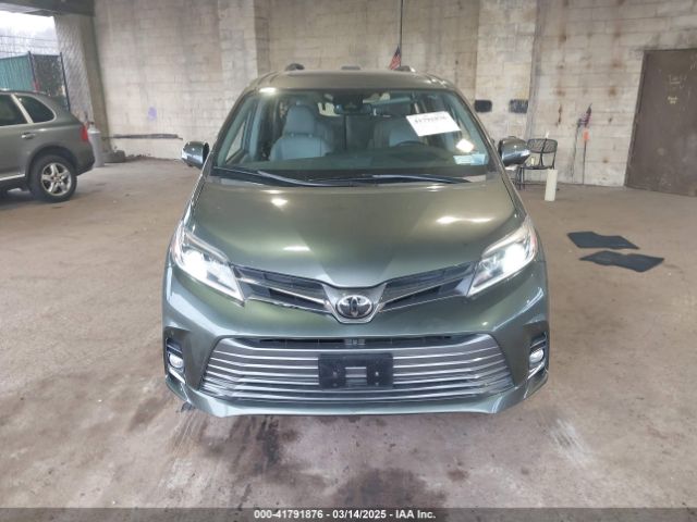 5TDDZ3DC4JS200214 Toyota Sienna Limited Premium 7 Passenger