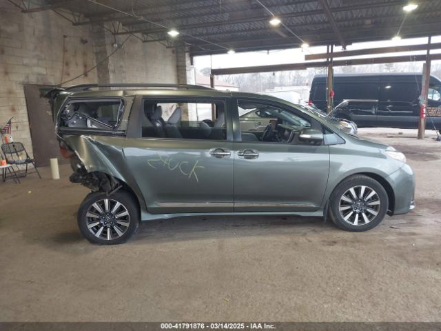 5TDDZ3DC4JS200214 Toyota Sienna Limited Premium 7 Passenger