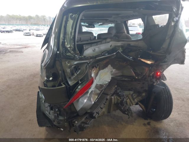 5TDDZ3DC4JS200214 Toyota Sienna Limited Premium 7 Passenger