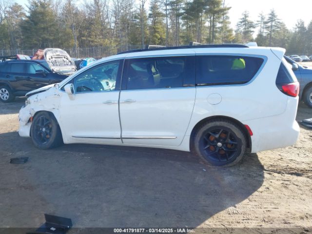 2C4RC1BG5HR784868 Chrysler Pacifica Touring-l