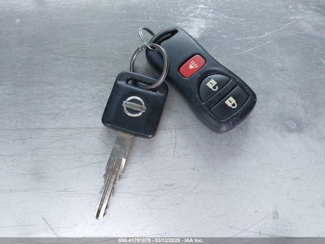 1N6AD0CW5EN751028 Nissan Frontier Sv